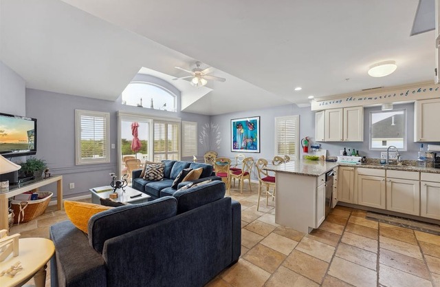Spacious 4BR Condo with Pool Access & Ocean Views, Steps from Diamond Beach!