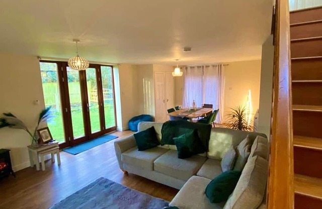 Radway Retreat - Cozy Countryside House