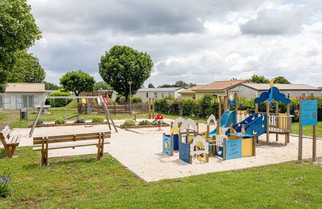 Property In A Holiday Village '1 - Maison T3 Eco' with Shared Pool, Terrace and Shared Garden