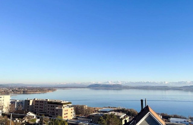 Holiday apartment Neuchâtel for 2 - 4 persons with 2 bedrooms - Penthouse holiday apartment