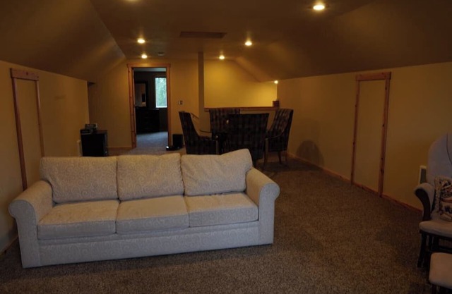Private Cottage in the woods, between Loon and Deer Lake, overlooking the meadow
