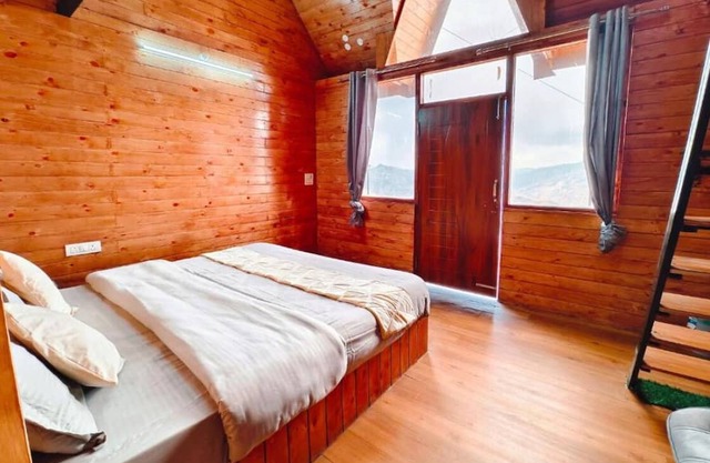 Snowind Cottages