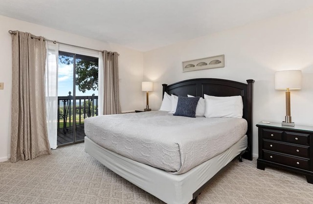 Timbers Studio 43 with Wintergreen Advantage