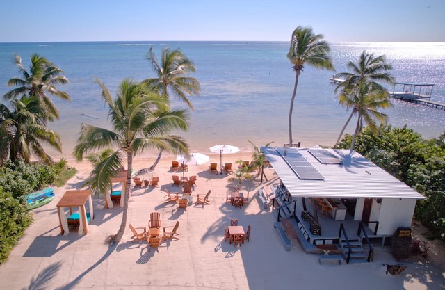 Adults-Only Beachfront Property at Mangata Villas - Private Jungle Casita