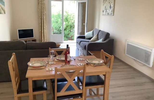 Gîtes 4 Personnes au Milieu des Vignes le Long de la Charente