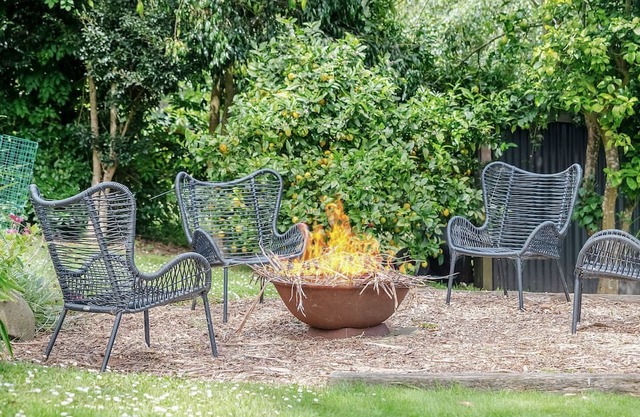 Arcady House - Tucked Among The Trees