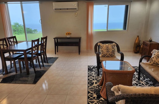 Beautiful Oceanfront House with 2bed+1bath