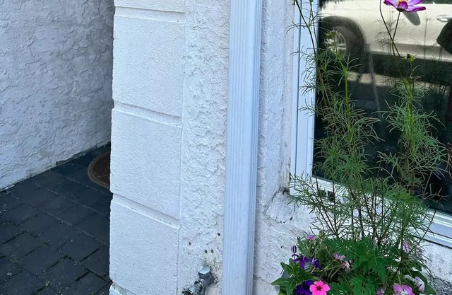 Sophia's Garden Flat A- Quiet & Convenient Suburb