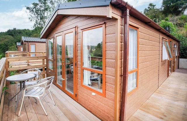 The Maple is designed to give you an all inclusive spec at an affordable price.