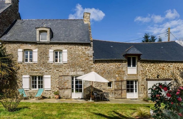 Le Grand Portail Blanc