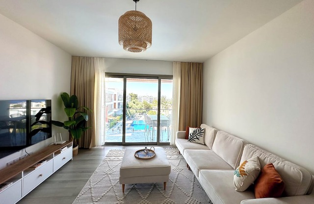 Bohemian penthouse in Girne Alsancak, close to Merit hotels