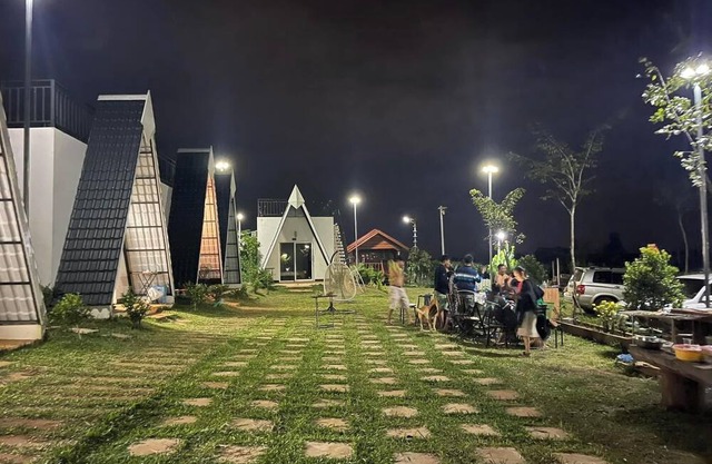 Romnea Moon Resort