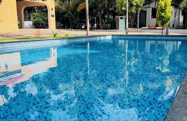 Countryside 3-Bedroom Family Villa with Nature Trails & Modern Comfort