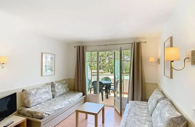 Residence Lacanau Les Pins - Apartment 4 persons tourist residence with pool Lacanau