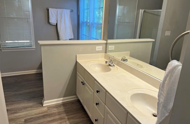 Grand 3Bedroom Retreat in Cary