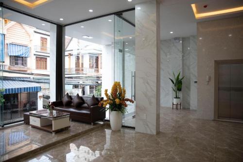 HN luxury Hotel