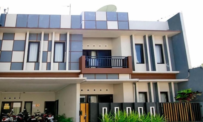 Condongcatur Hotel | Dparagon Pamela 1