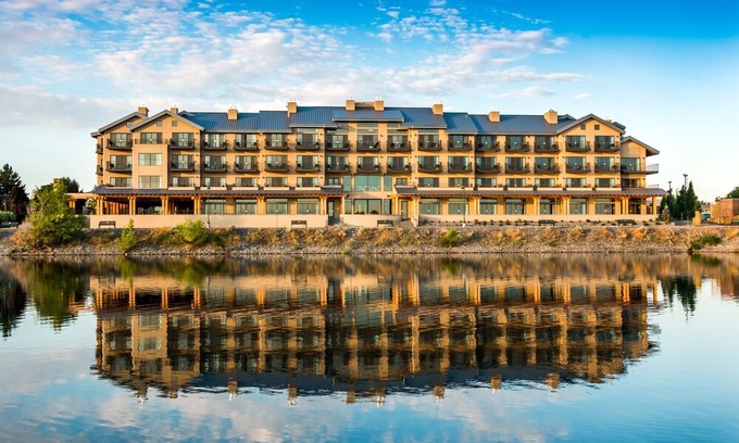South Richland Hotel | The Lodge at Columbia Point
