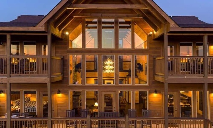 Plano House | Above The Rest - 4 Bedrooms, 4.5 Baths, Sleeps 12 4 Home by RedAwning