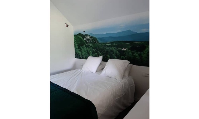 Saint-Genix-sur-Guiers House | Charming gîte le Fenil de Rubis with access to a SPA area