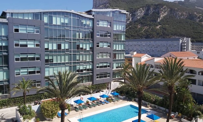 Gibraltar Apartment | NEW - OceanVillage Apartment -Privet pool and Rock of Gibraltar views