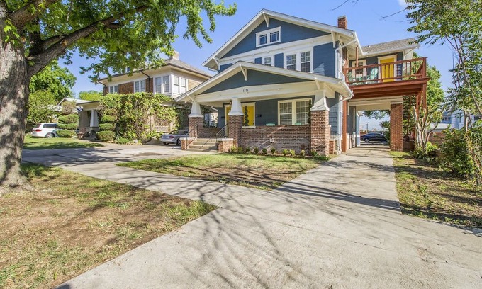 Central Oklahoma City House | Beachy3 – 3 units in 1 – near Uptown & Asian Dist.