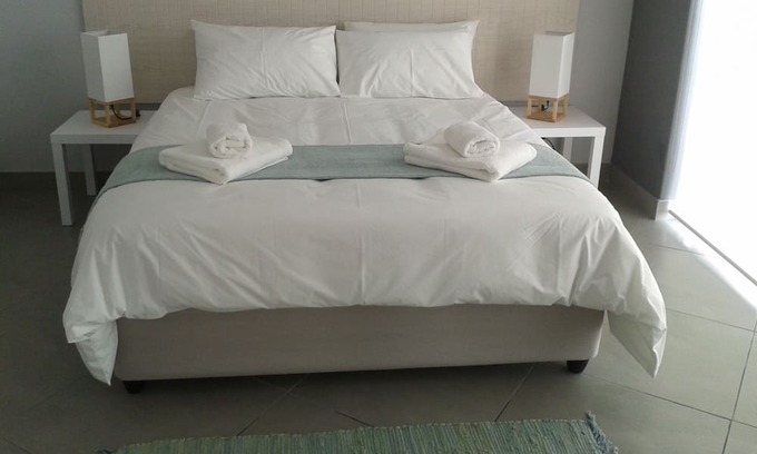 Rand Rifles Apartment | Guns Reef Self Catering Unit 10 and 11