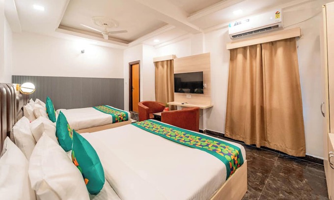 Saligao Hotel | Treebo Clarissa Resort