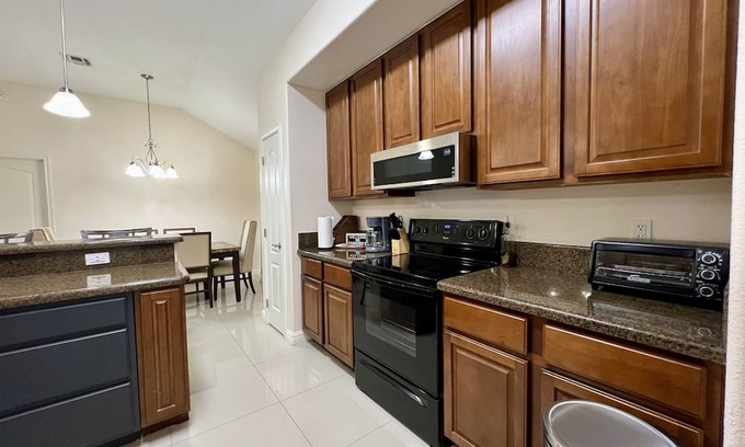 Brownsville House | Lexington Place - 3BD/2BA Home, Private Yard!