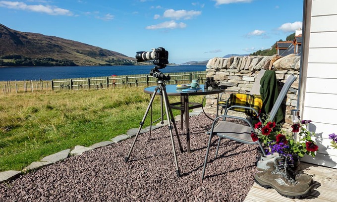 Garve Cabin | Luxury pods with a stunning loch view and access