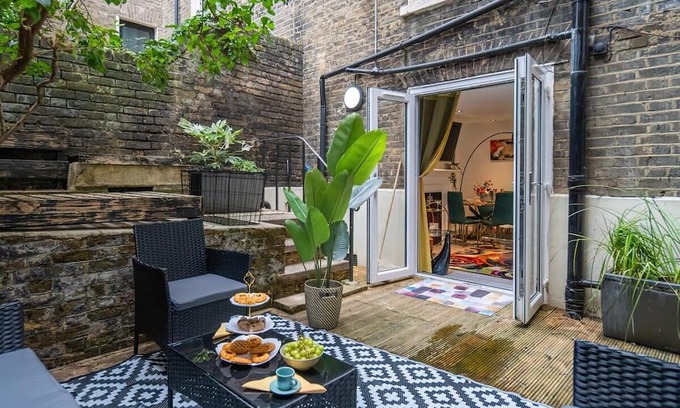 Dalston Apartment | Livestay Trendy Modern 3Bed 3Bath House In Dalston