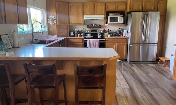 Scappoose House | Charming 3-bedroom house on 5 acres with WiFi and AC in delightful Scappoose