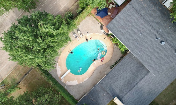 Muskogee House | The Willow Oasis with a pool in Muskogee