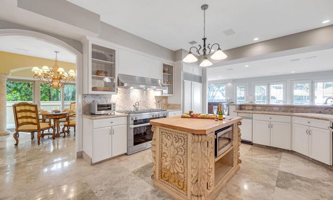 Harbor Beach House | Mediterranean Villa Heated Pool Venice of America Riverside View Venetian Key Resldences