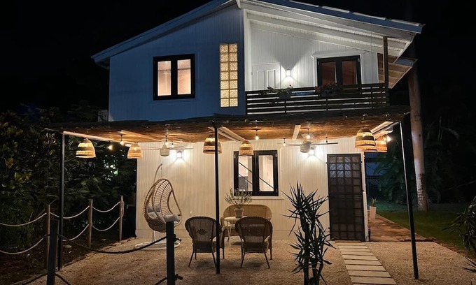 Joyuda Bed & Breakfast | Beach - Culinary Route - Garden & BBQ - Your rustic refuge by the sea atJoyuda.