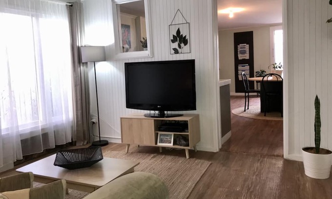 Wallaroo House | Unit in Wallaroo