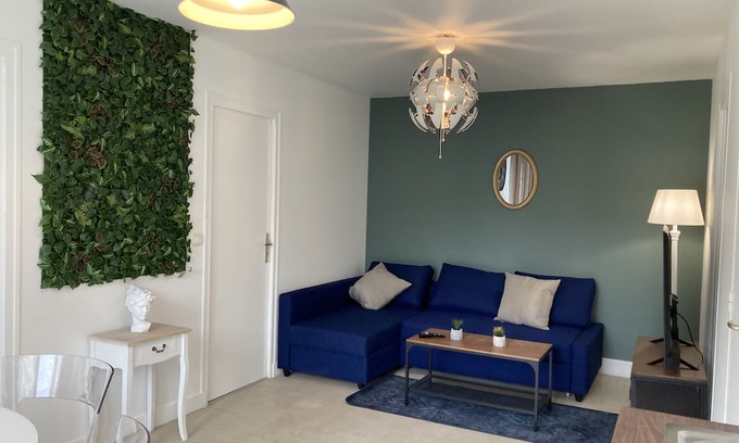 Longjumeau Apartment | Beautiful apartment near Paris / Orly / RER C
