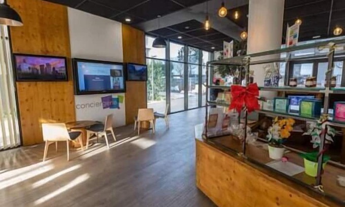 Les Crottes Apartment | Vrbo Property