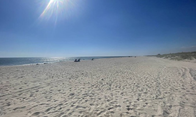 Shirley Apartment | Dog friendly Summer rental, Memorial to labor day +, yard and pool close2beach