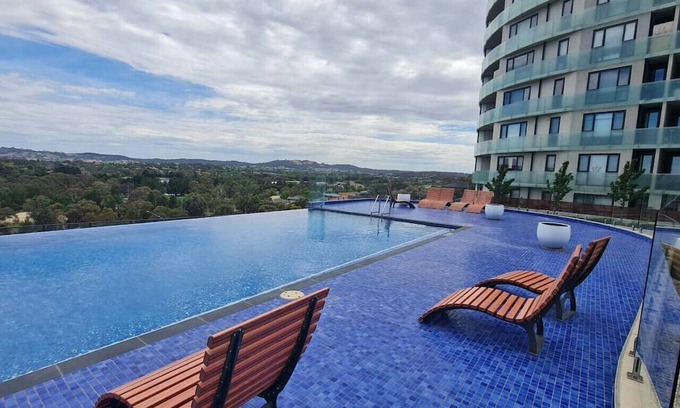 Gungahlin Apartment | A Pool, QB's, Views @ Gunghalin!