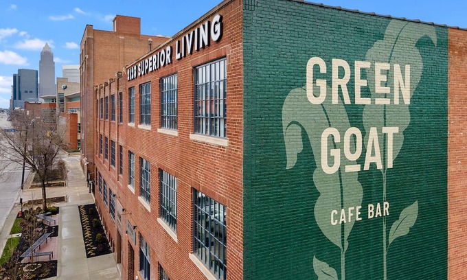 Downtown Cleveland Apartment | Superior Living