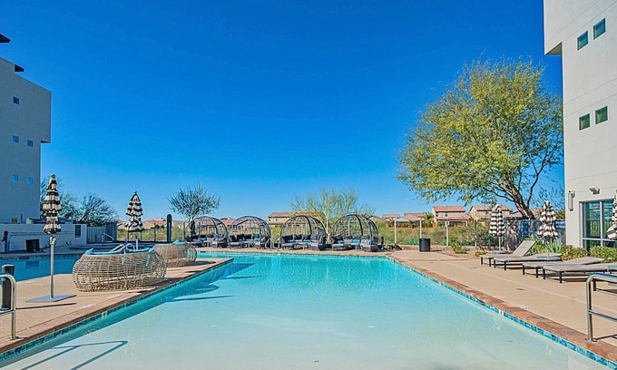 Desert View Village Apartment | Shopping & Dining District-Resort Pool-Views-King Bed 439