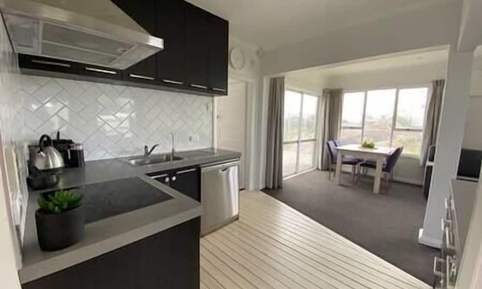 Foxton Beach House | Hook, Wine and Sinker Foxton Beach