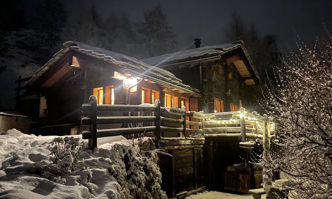 Evolene Ski Chalet | Grange Rénovée 80m2 vue Panoramique au Calme, Accès Facile