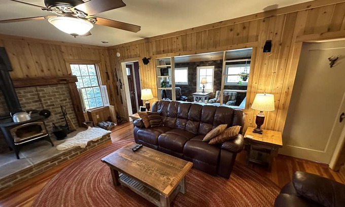 Lake City House | Perfect Eclipse Getaway - Beautiful Cottage Home, 10-minute walk to the lake!