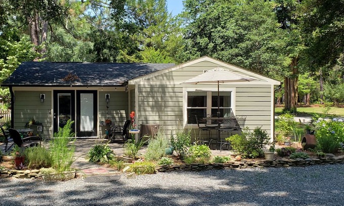 Southern Pines Cottage | Private Cottage & grounds just minutes from the top golf courses in the country!