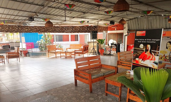 Lome Hotel | Cloud9 Lomé