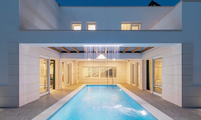 Povlja Villa | Superb Villa Symphony, heated pool - Beachfront