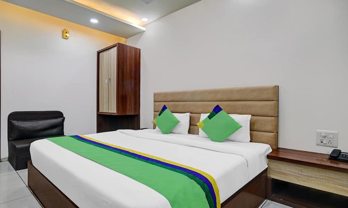 Vrindavan Hotel | Treebo Trend Shubh