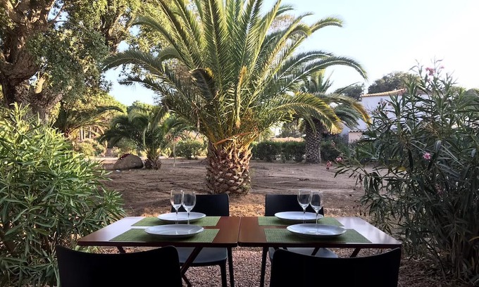 Lecci Apartment | T3 6 People N°26 Fiori di Cala Rossa